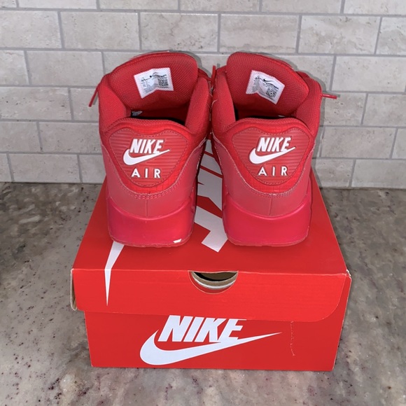 Nike Air Max 90s - Picture 4 of 6